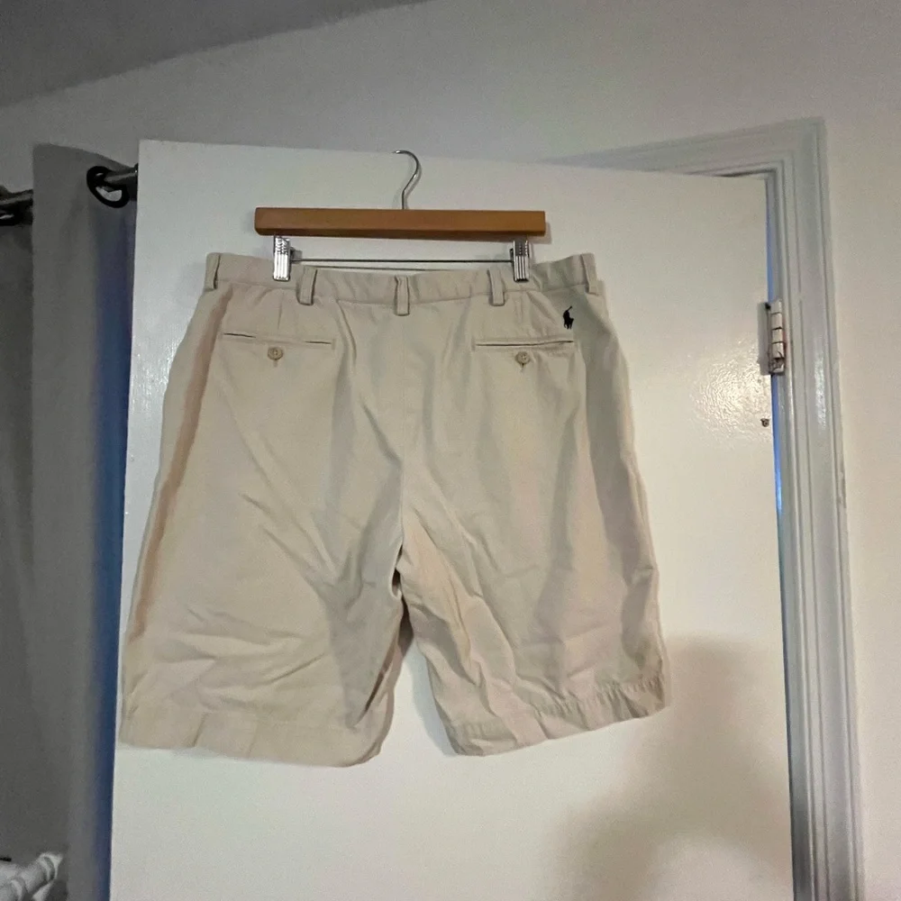 Polo Ralph Lauren Shorts Men's 38‎ Beige Flat Front Outdoor Hiking Casual